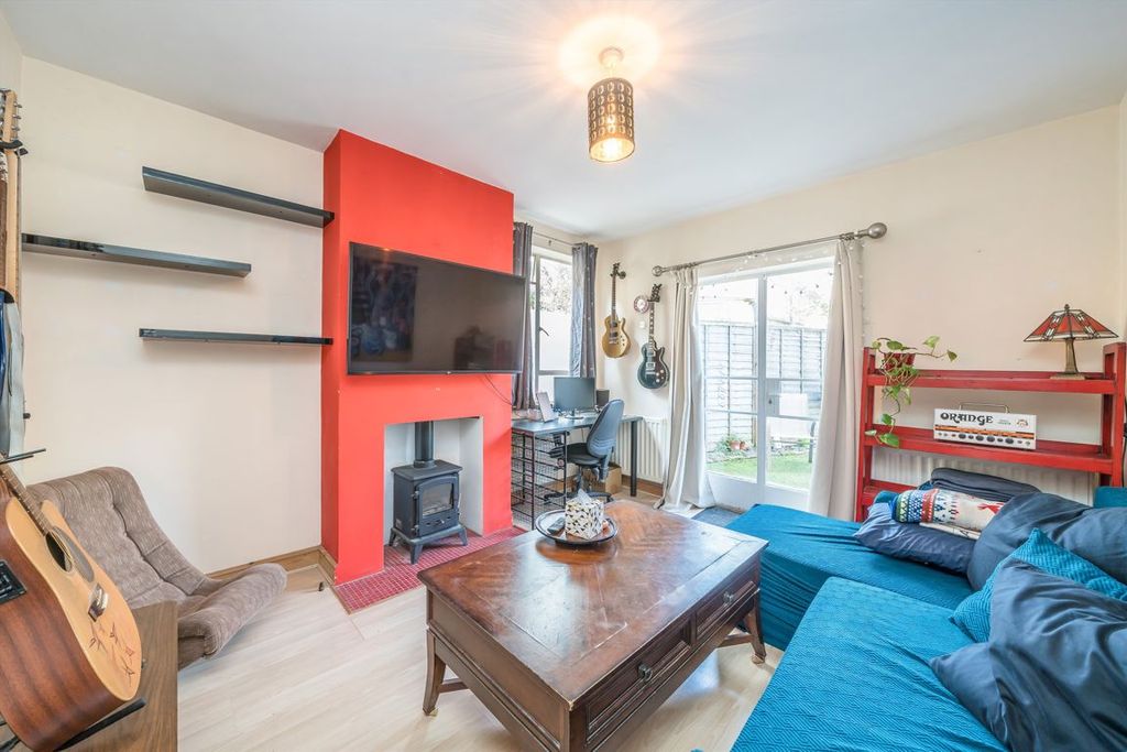 Property photo 2 of 5