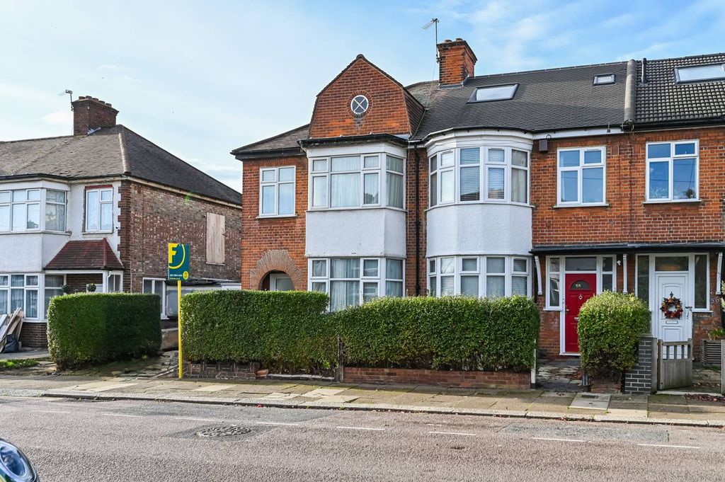 Property photo 1 of 13