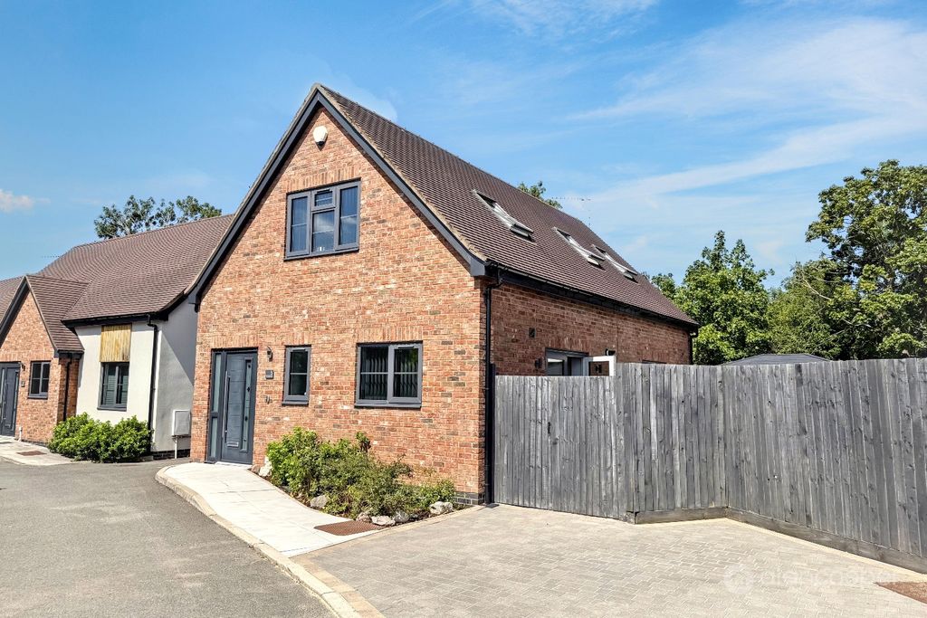 Property photo 1 of 31 5292541