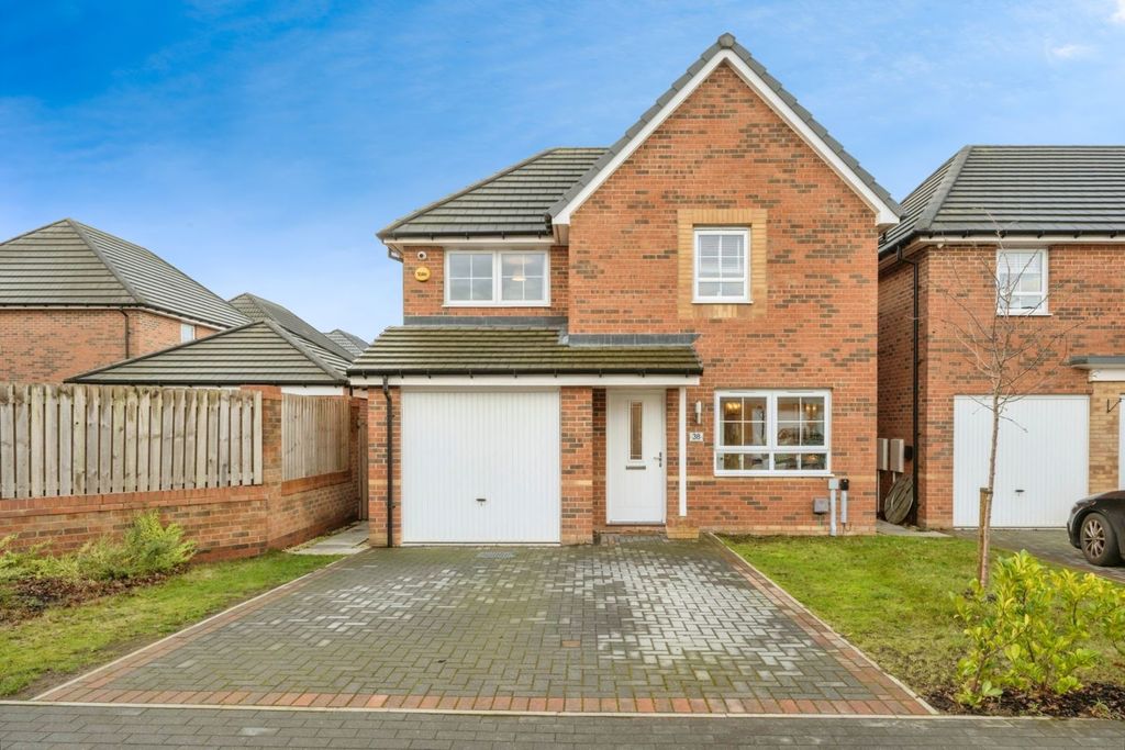 Property photo 1 of 19 Front View