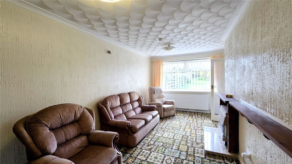 Property photo 3 of 14 Picture No. 14