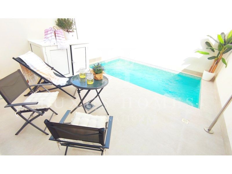 Property photo 3 of 23