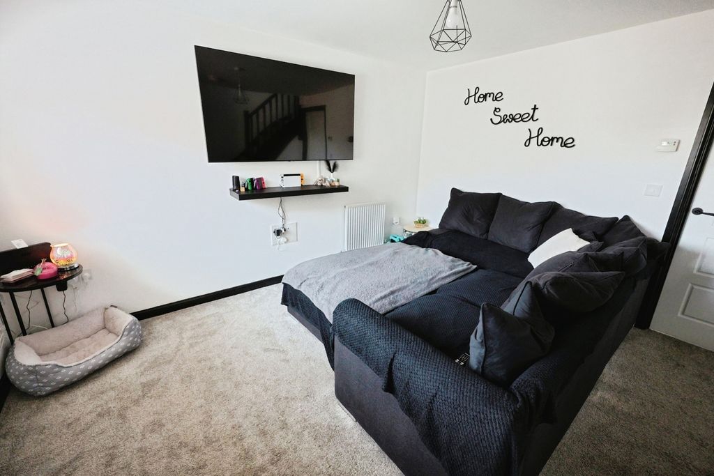 Property photo 2 of 14 Pbox-Img.Jpg