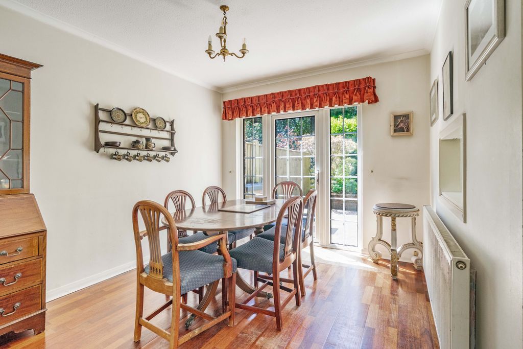 Property photo 3 of 17 Dining Room