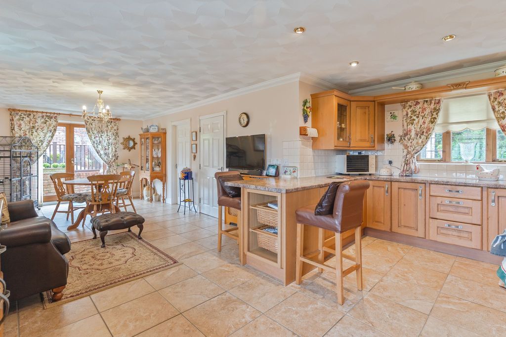 Additional image 19 of 5 bed detached house for saleChristchurch Hill, Christchurch NP18