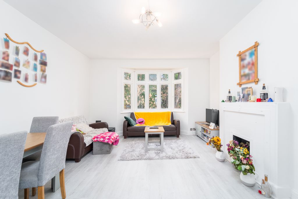 Property photo 1 of 8 Mba00340-Edit
