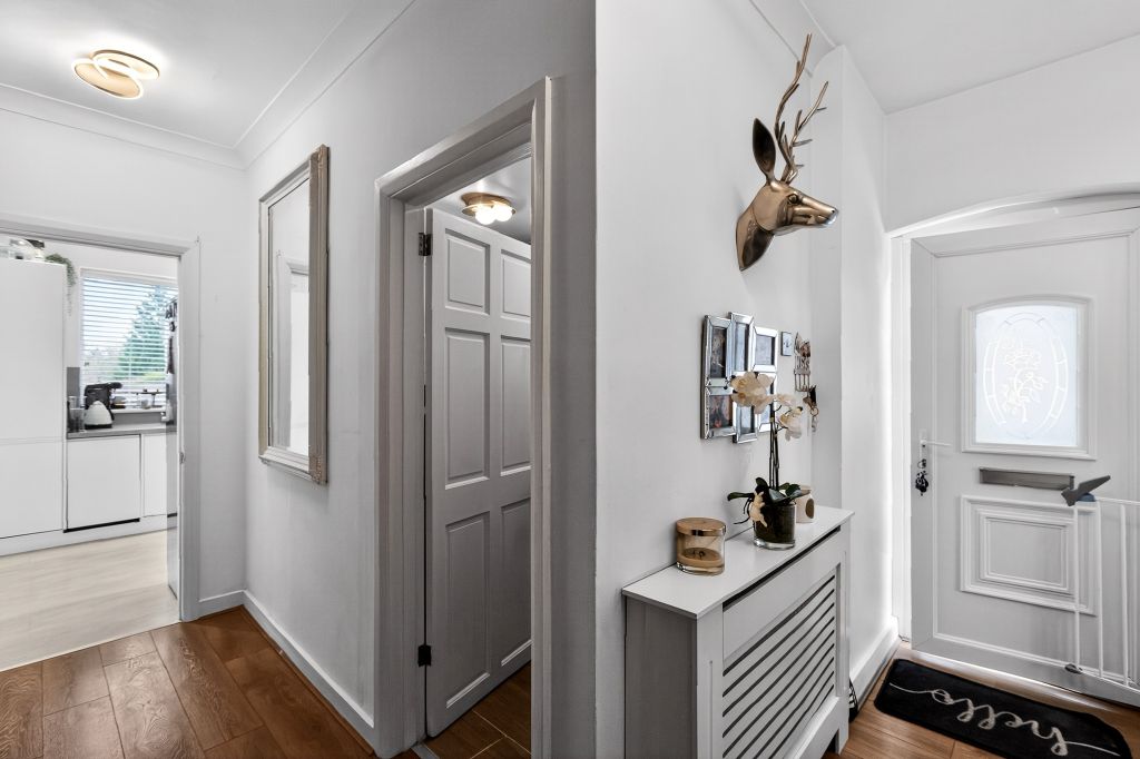 Property photo 3 of 20 Hallway