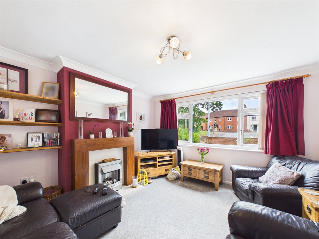 Property photo 3 of 17 Picture No. 12