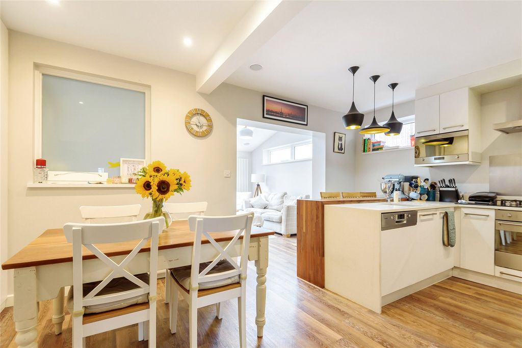 Property photo 2 of 22 Kitchen/Dining