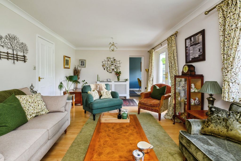 Property photo 3 of 27 6Williamsclosenewboroughpeterboroughpe67Rz-32