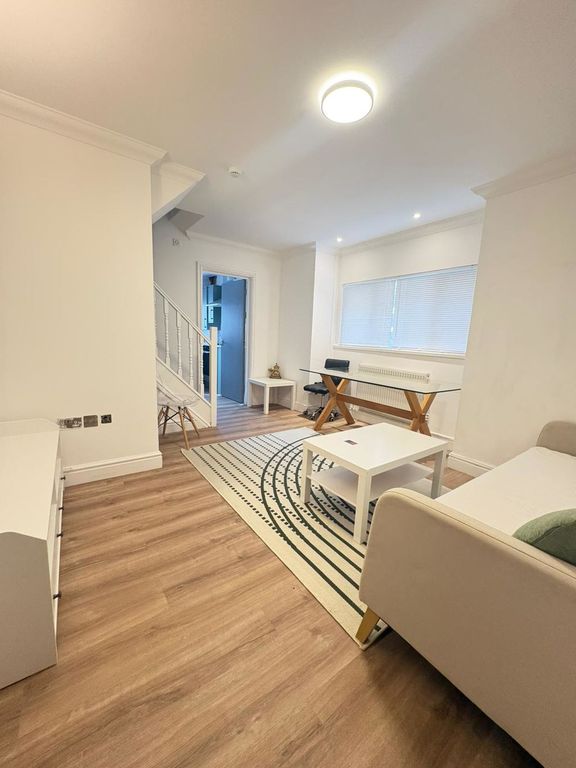 Property photo 1 of 8 Photo 2