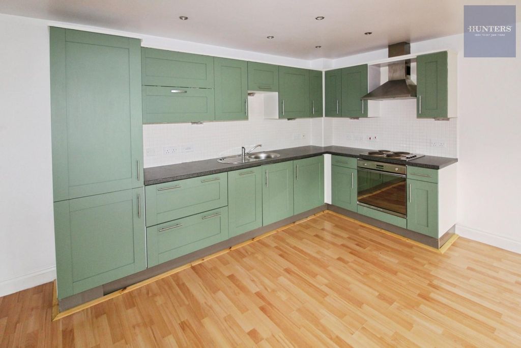 Property photo 3 of 9 Kitchen