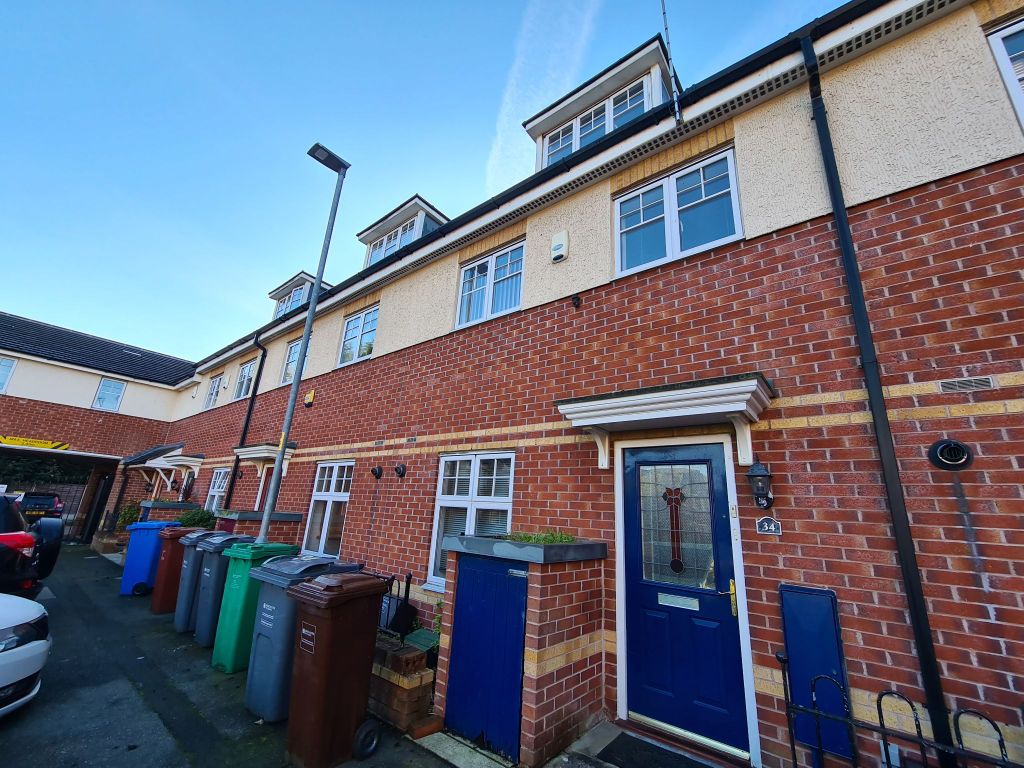 Property photo 1 of 17 3 Bedroom House For Rent