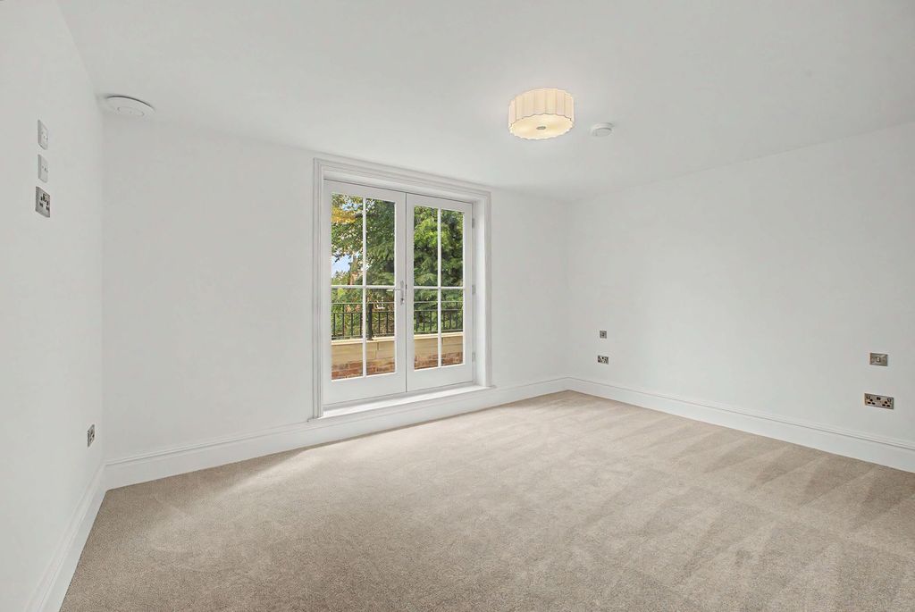 Additional image 16 of 5 bed detached house for saleMurieston Road, Hale WA15