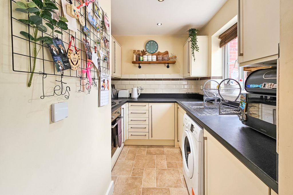 Property photo 2 of 16