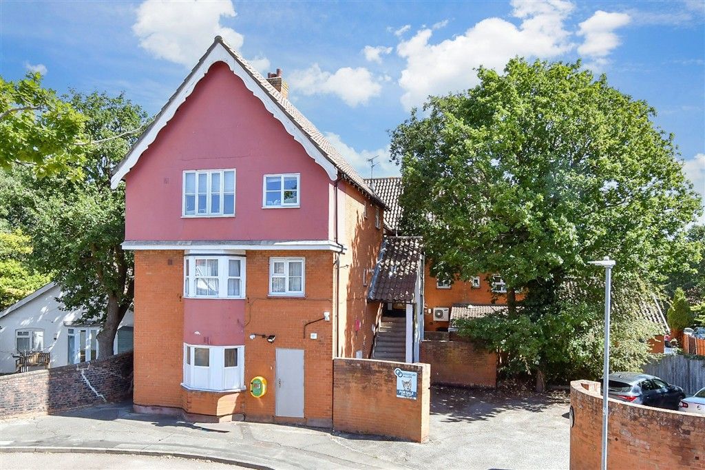 Property photo 1 of 5 External (Web)