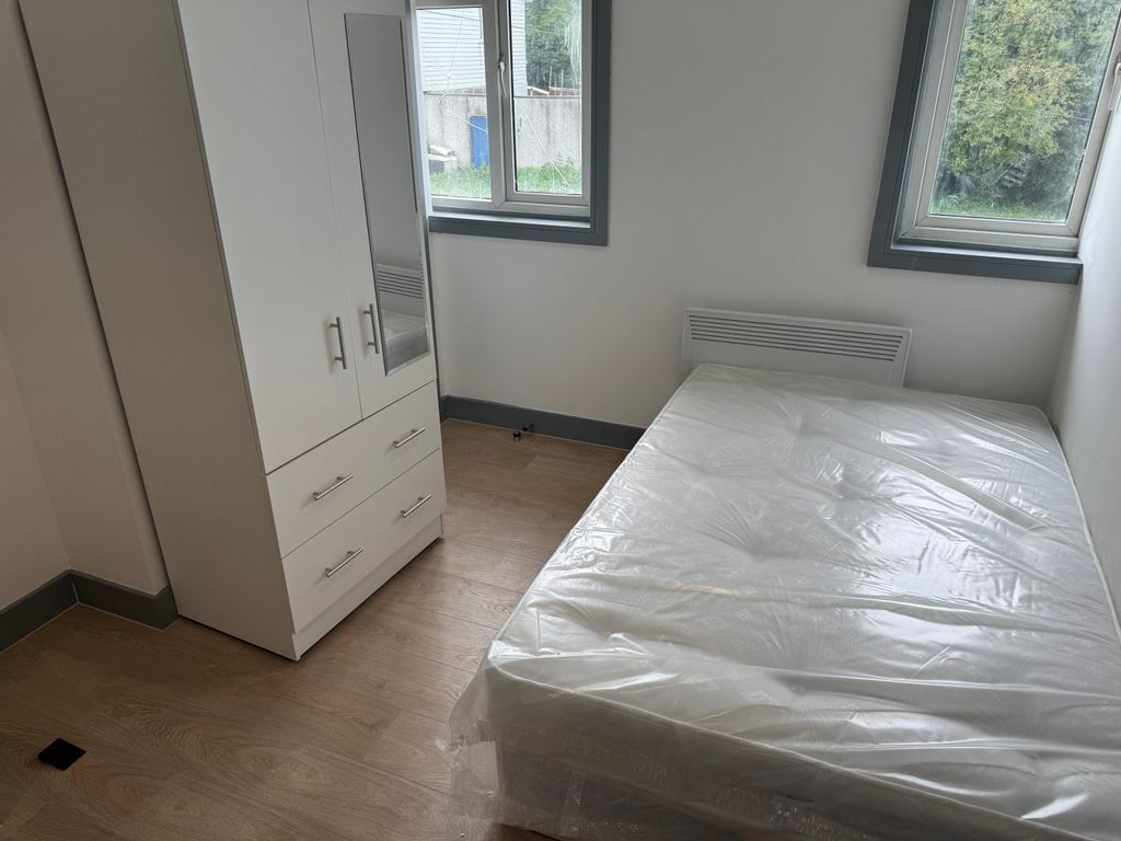 Property photo 1 of 3