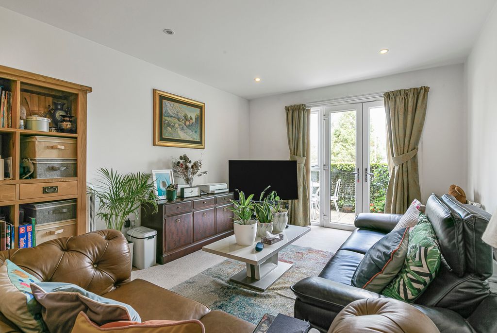Property photo 2 of 15 Reception Room