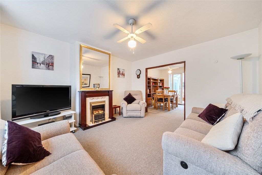 Property photo 2 of 22 Picture No. 11