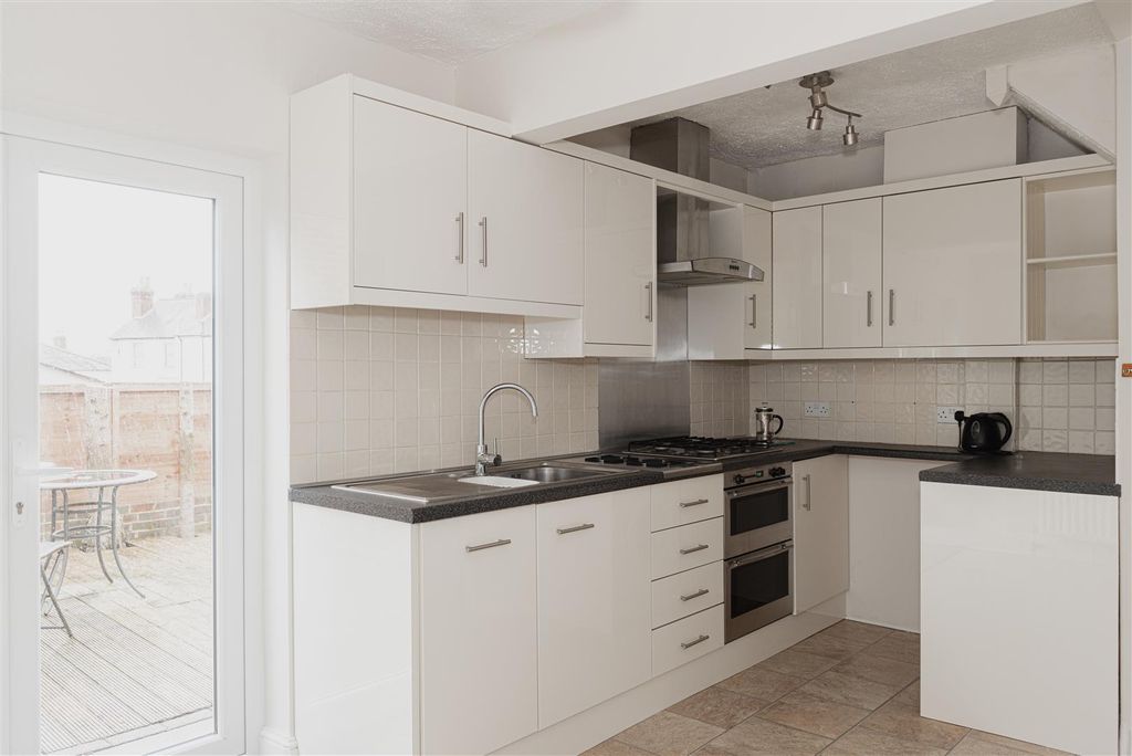 Property photo 3 of 25 6.Jpg