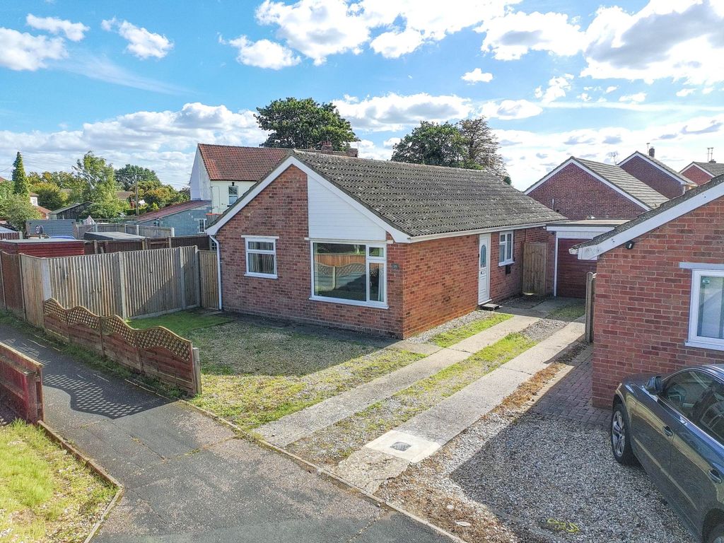 Property photo 2 of 21