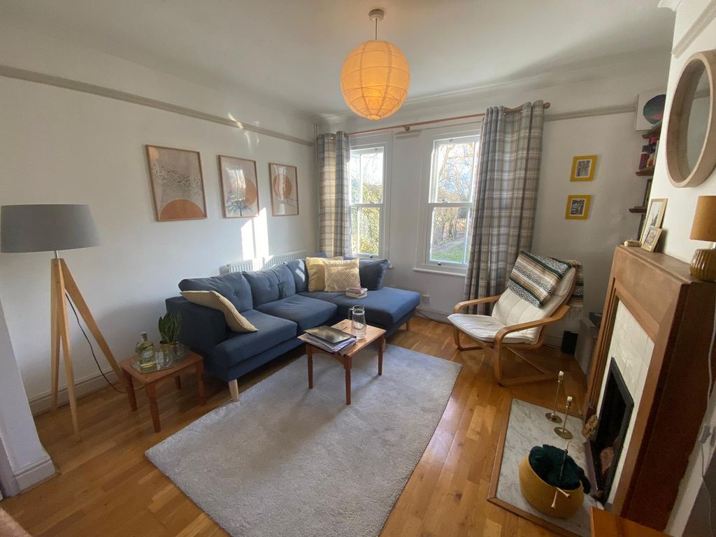 Property photo 3 of 13