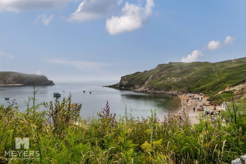 Property photo 2 of 8 Photo 6