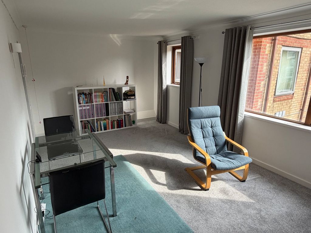 Property photo 2 of 9 Picture 2