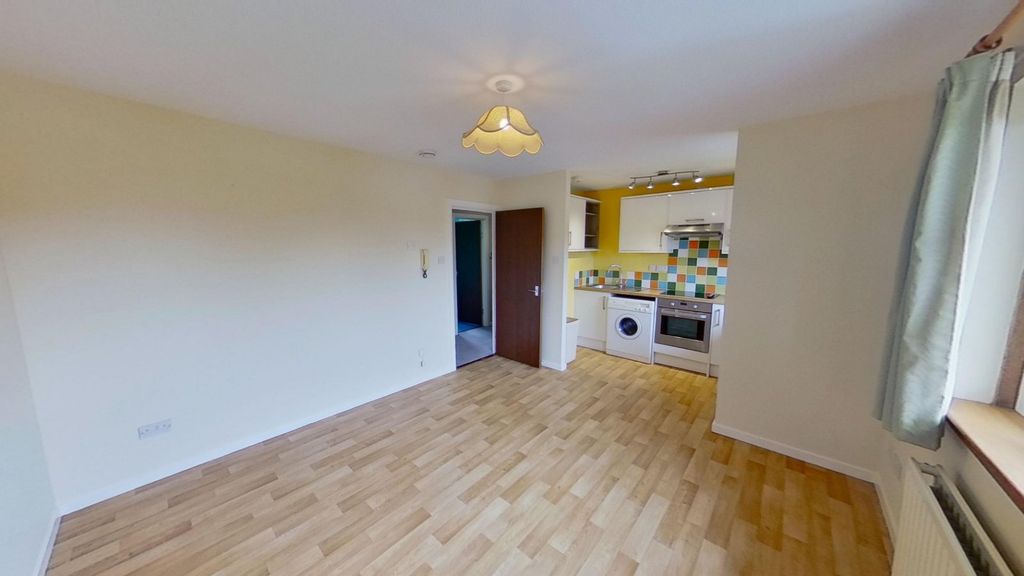 Property photo 2 of 11 Photo 2