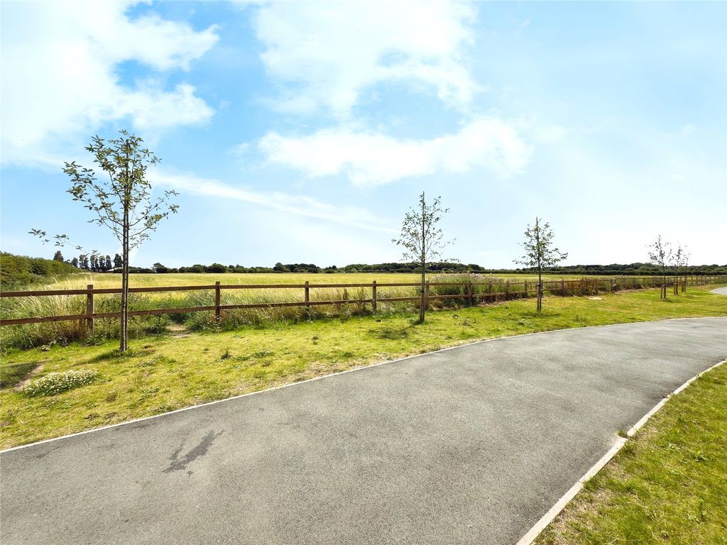 Property photo 3 of 18 Picture No. 07