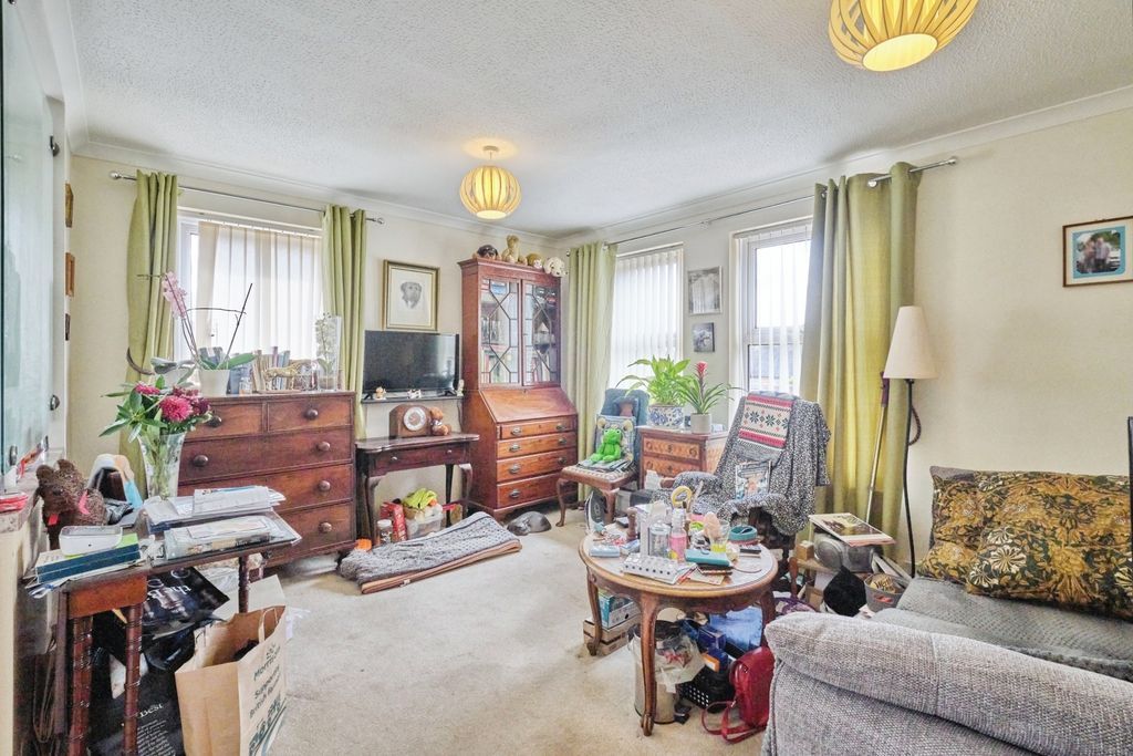 Property photo 2 of 14 Pbox-Img.Jpg