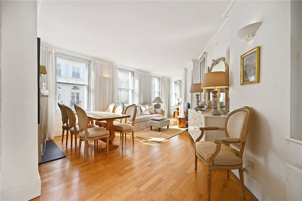 Property photo 2 of 9 Reception