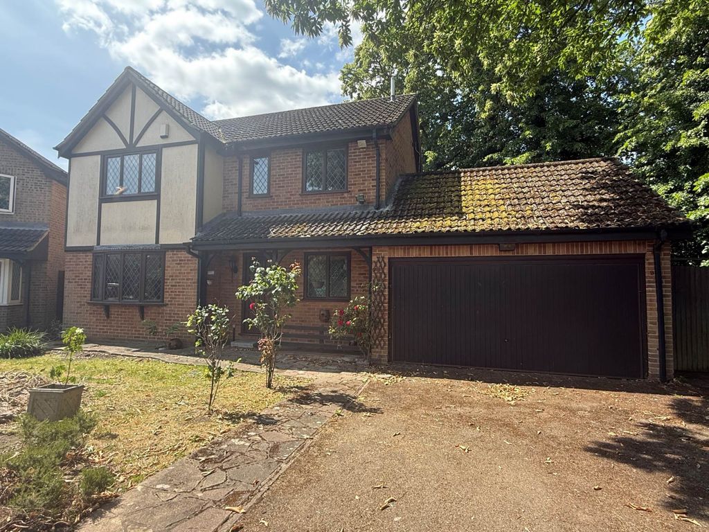 Property photo 2 of 20