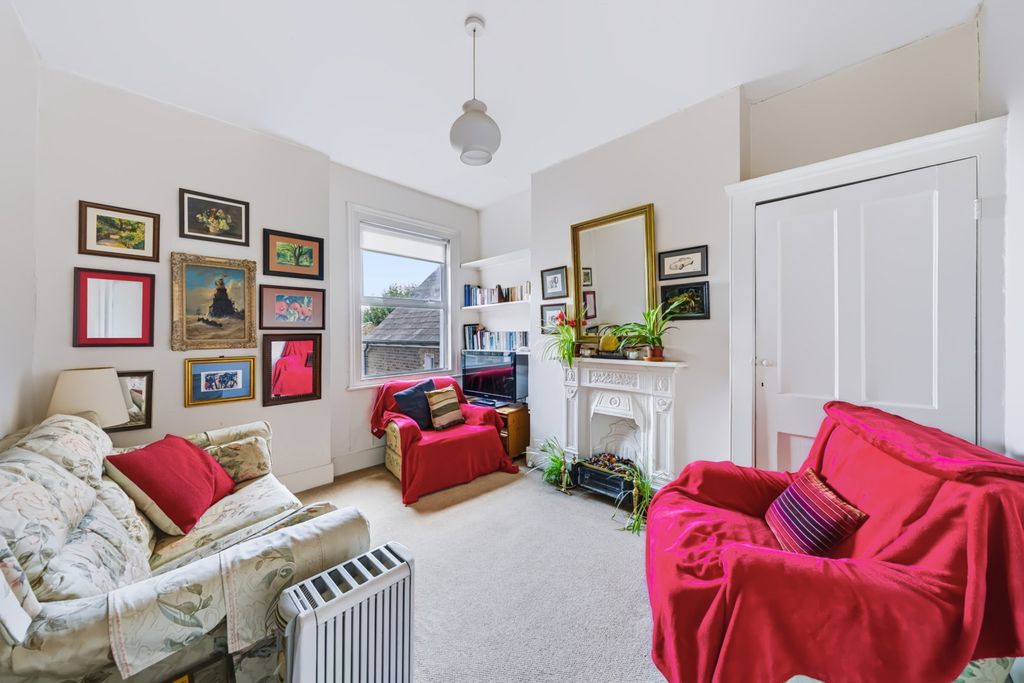 Property photo 1 of 9