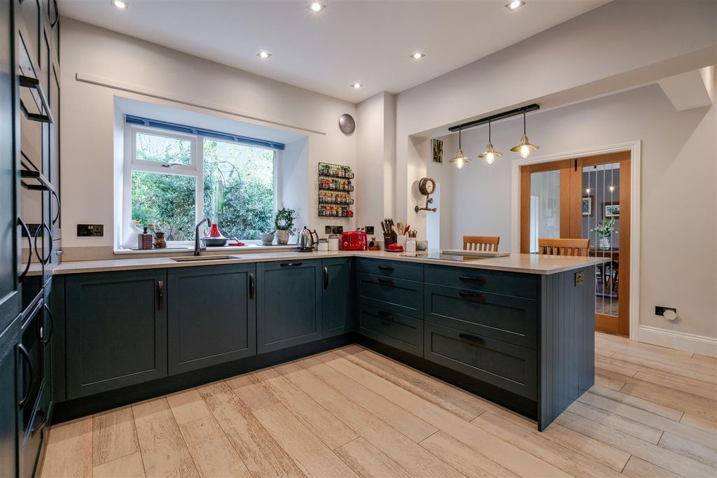 Property photo 2 of 34 Dsc04625 Copy.Jpg