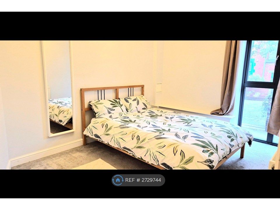 Property photo 1 of 5 Bedroom