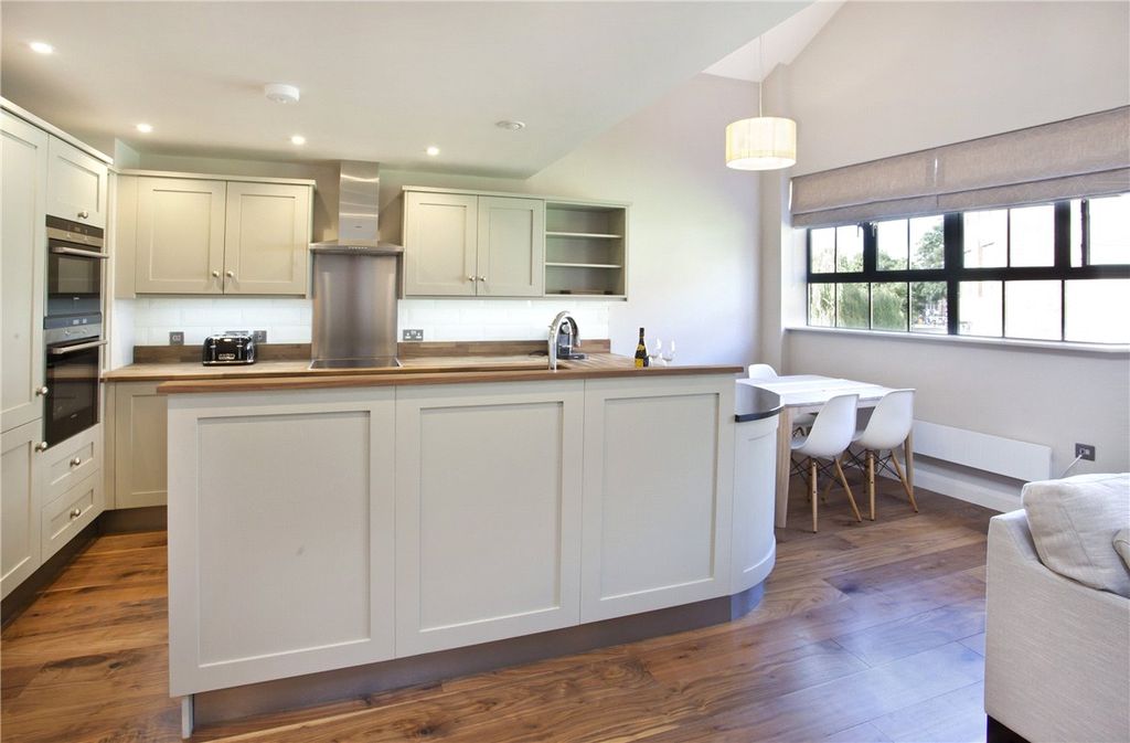 Property photo 1 of 12 Picture No. 03