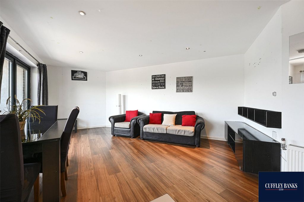 Property photo 2 of 8 Picture No. 02