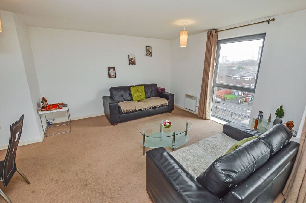 Property photo 1 of 17 Picture No. 34