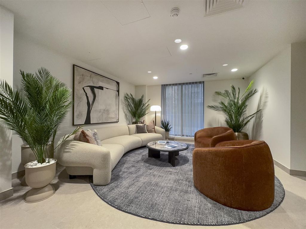 Property photo 3 of 15 Flat 13, Watermark House - Mf2Bf8Rcc4Gitnozweyz.Jp