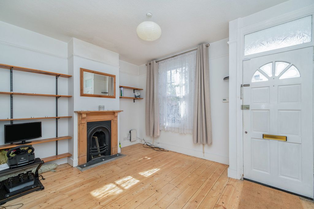 Property photo 2 of 9 Pbox-Img.Jpg