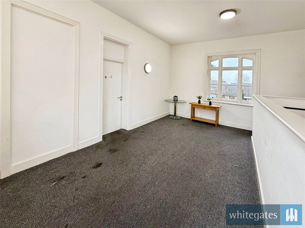 Property photo 3 of 12 Picture No. 09