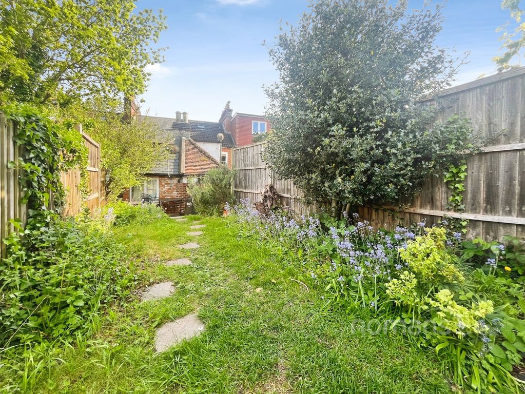 Property photo 2 of 11 Pbox-Img.Jpg