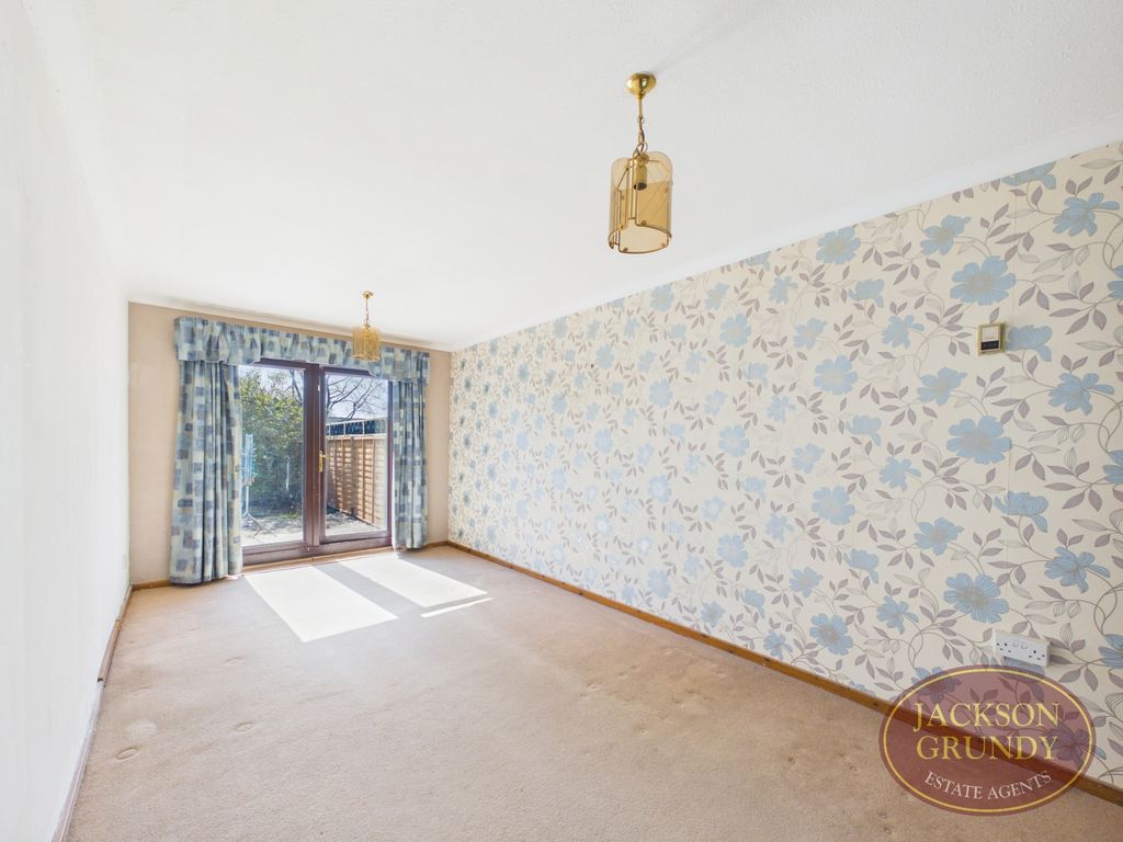 Property photo 3 of 16 Campion Court