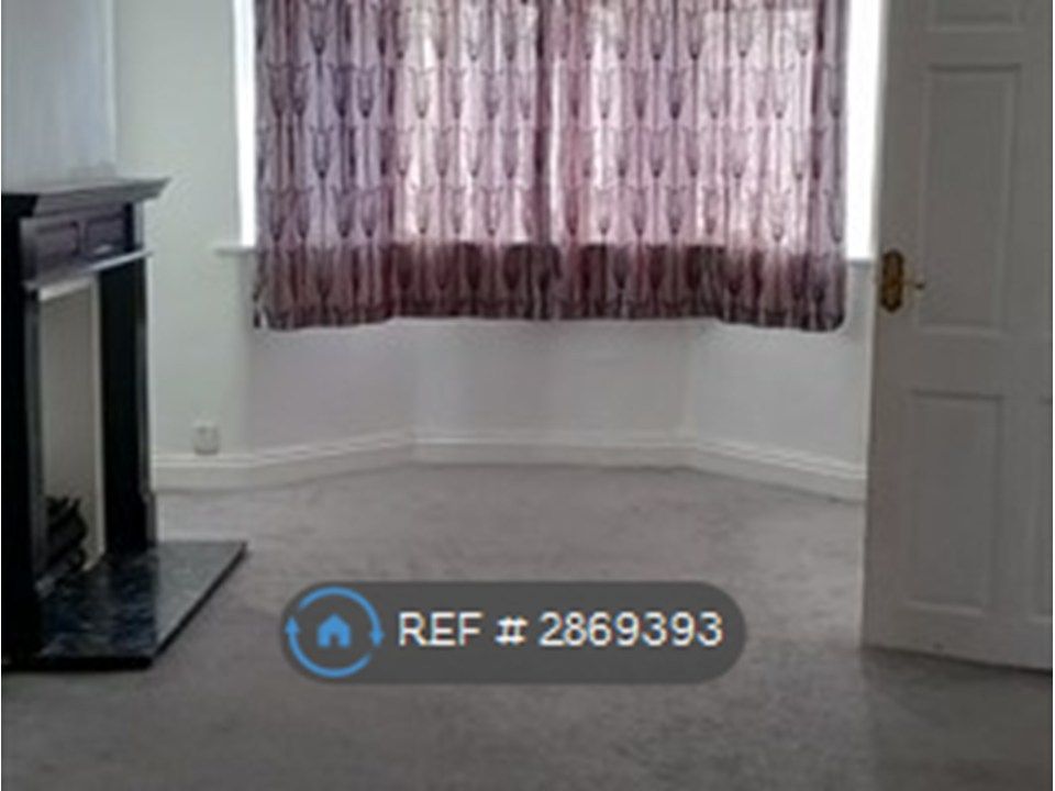 Property photo 2 of 35