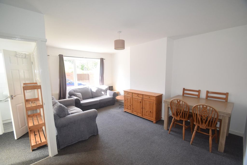 Property photo 2 of 14 Living Room