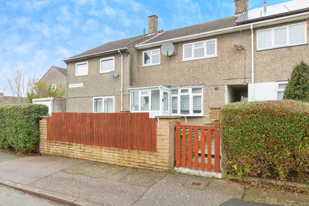 Property photo 1 of 28