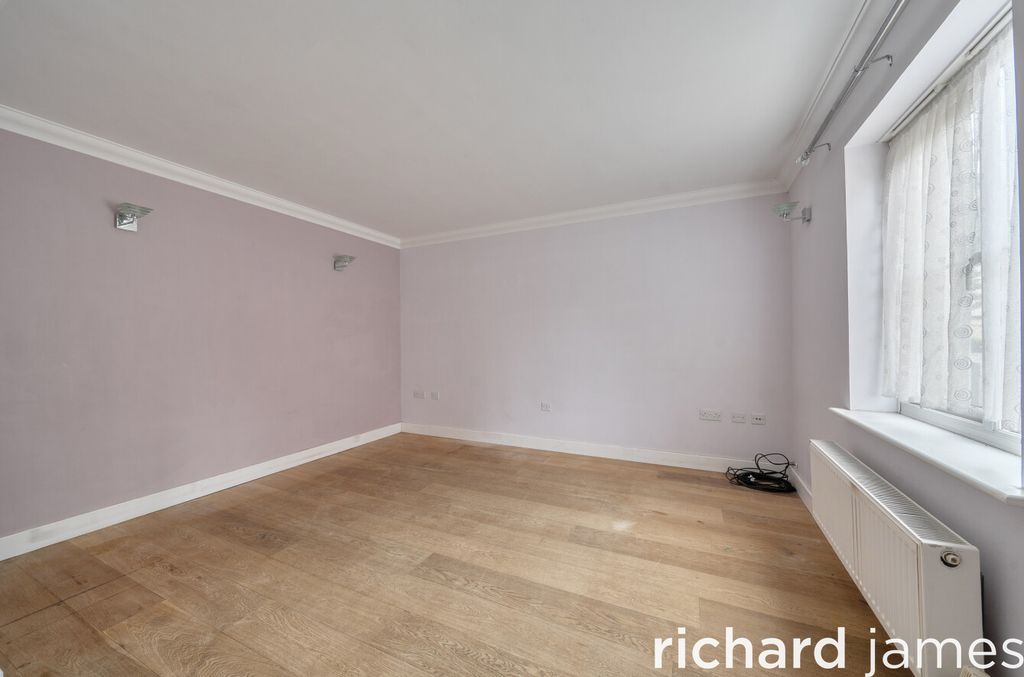 Property photo 2 of 13 2c65c4c83B724B8ba175Ede3F270792c