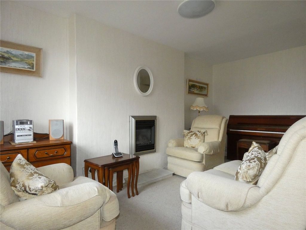 Property photo 2 of 18 Picture No. 01