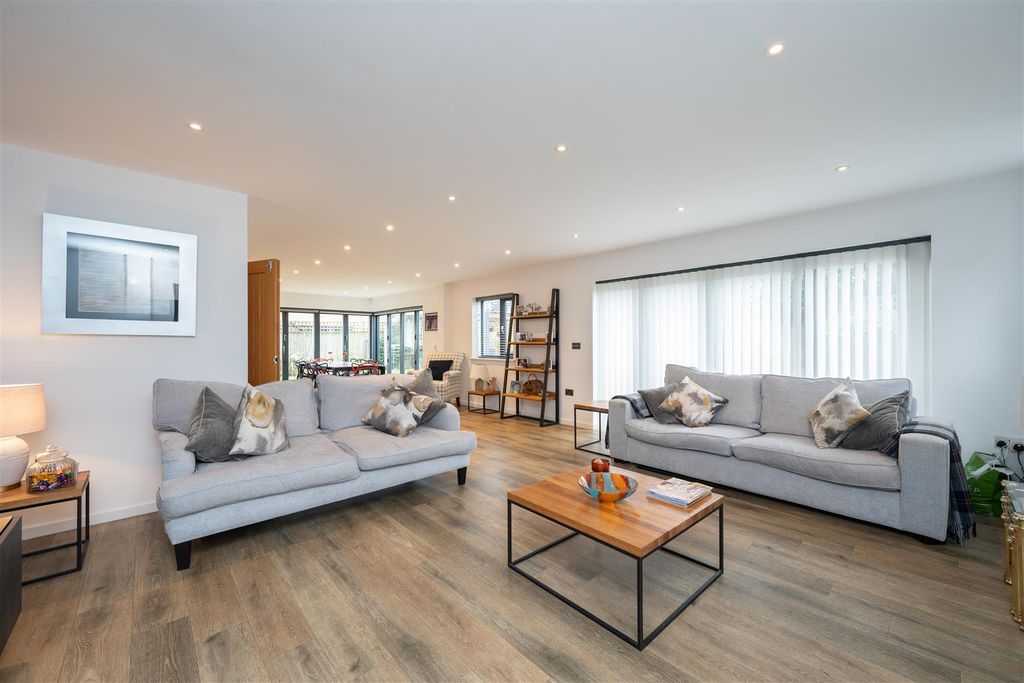 Property photo 3 of 28 Ajt_9841.Jpg